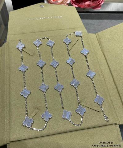 Van Cleef & Arpels necklace lyh14